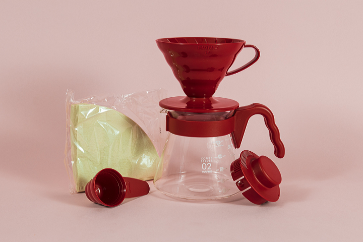 V60 Size 02 Pourover set (Plastic V60 + Glass server + 40 Filter papers + Scooper)